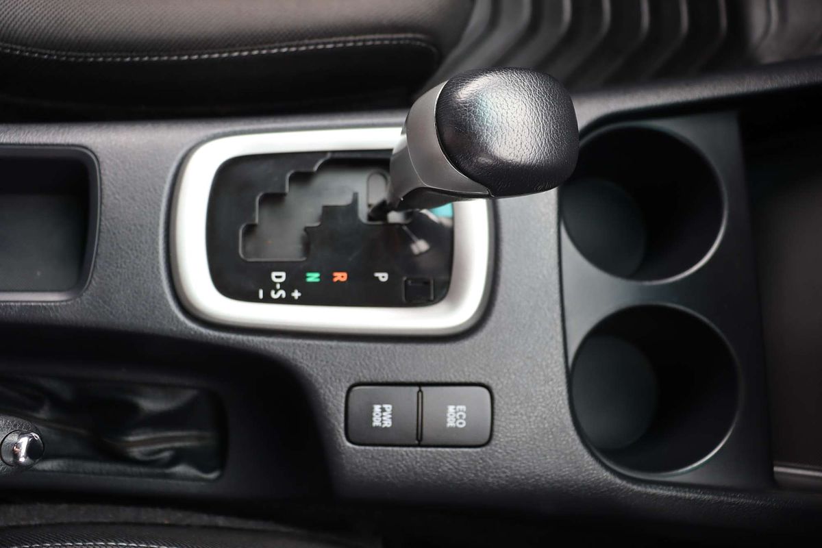2020 Toyota Hilux SR5 GUN126R 4X4