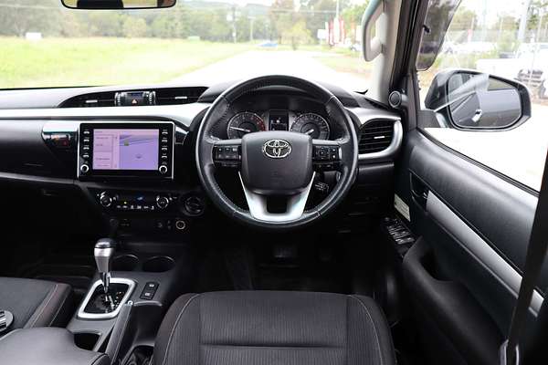 2020 Toyota Hilux SR5 GUN126R 4X4