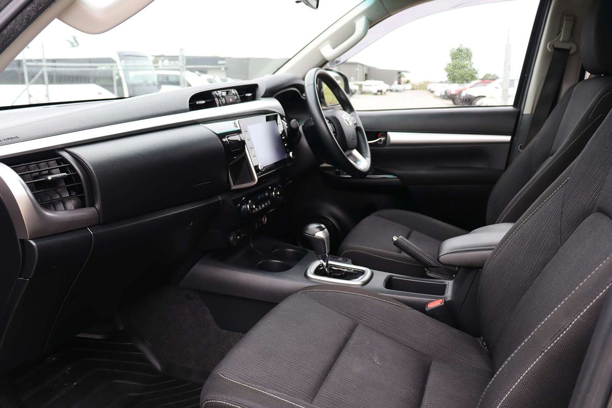 2020 Toyota Hilux SR5 GUN126R 4X4