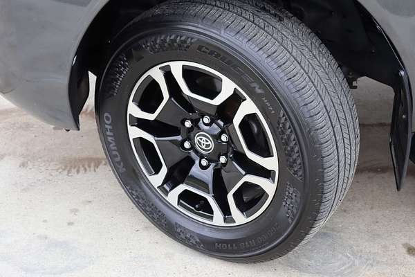 2020 Toyota Hilux SR5 GUN126R 4X4