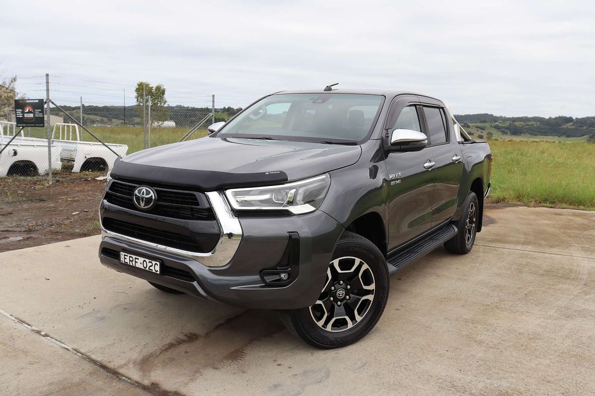 2020 Toyota Hilux SR5 GUN126R 4X4
