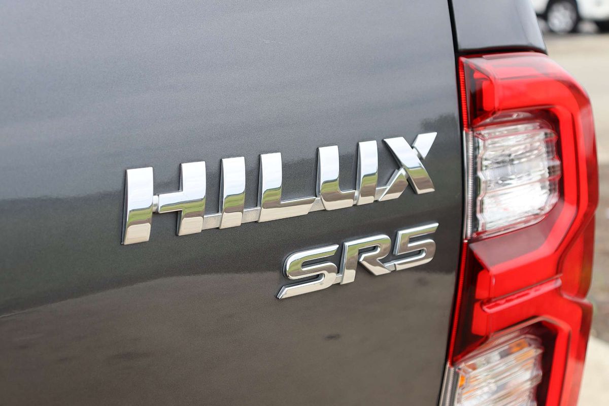 2020 Toyota Hilux SR5 GUN126R 4X4