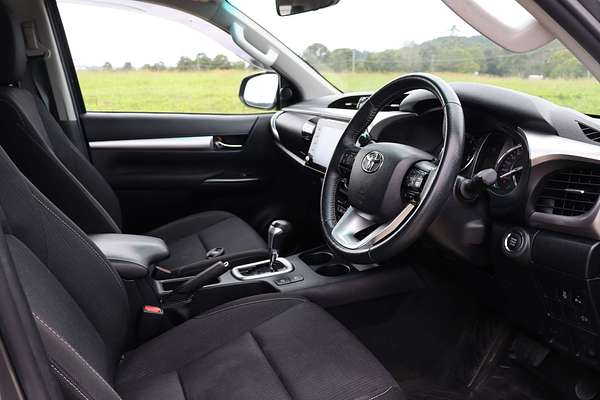 2020 Toyota Hilux SR5 GUN126R 4X4