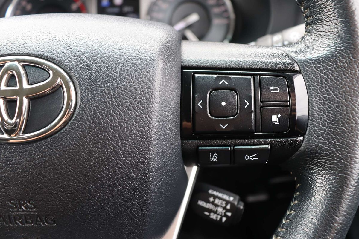 2020 Toyota Hilux SR5 GUN126R 4X4