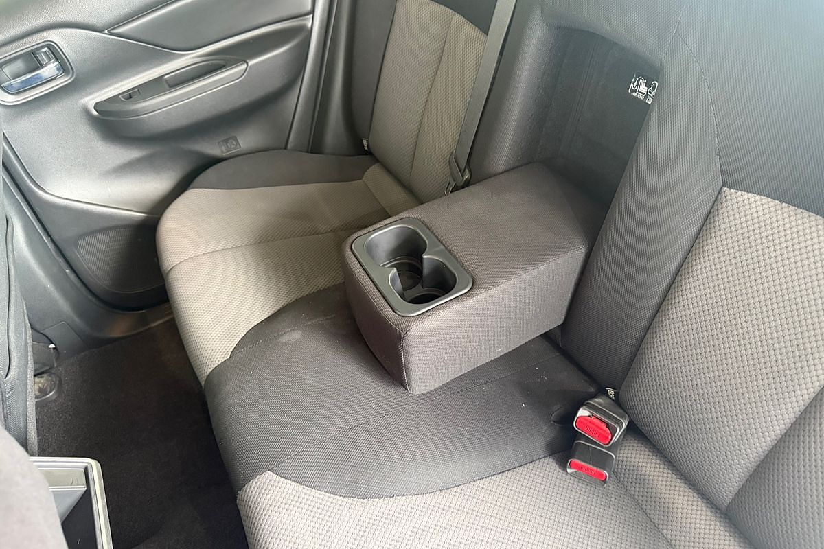 2021 Mitsubishi Triton GLX-R MR 4X4
