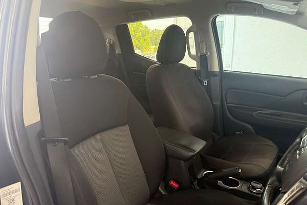 2021 Mitsubishi Triton GLX-R MR 4X4
