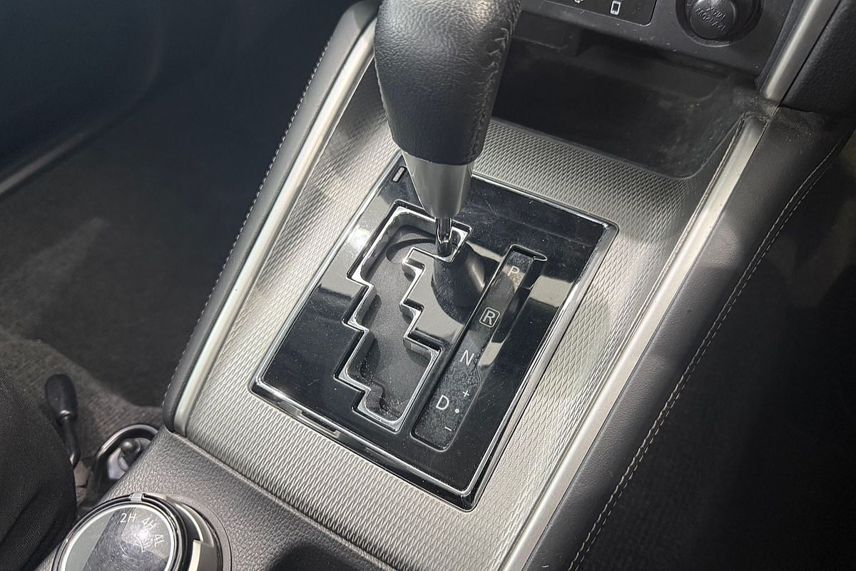2021 Mitsubishi Triton GLX-R MR 4X4