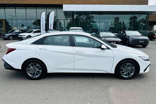 2024 Hyundai i30 Hybrid CN7.V2