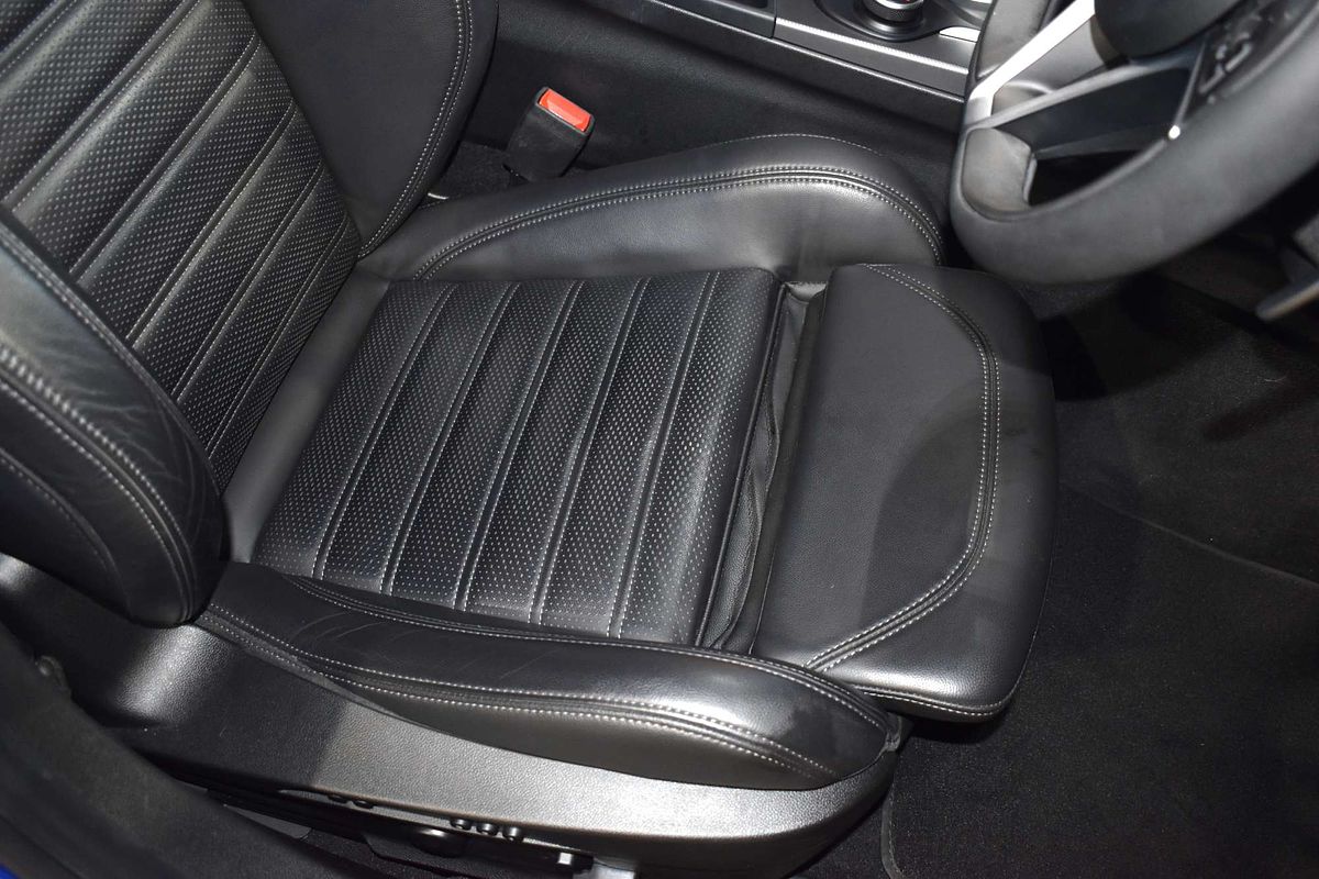 2019 Alfa Romeo Giulia Veloce