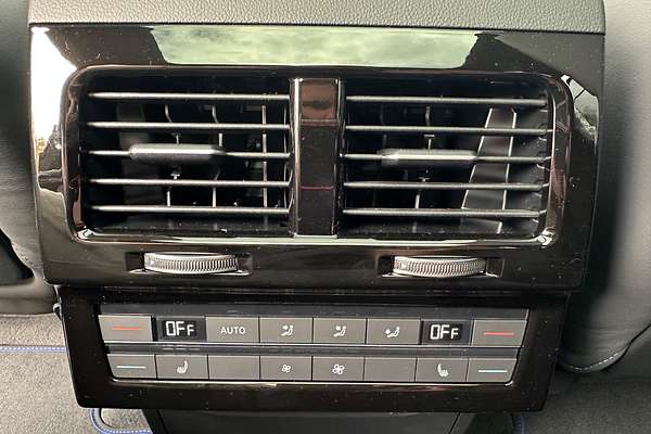 2025 Volkswagen Touareg R RC