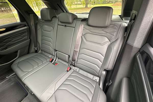 2025 Volkswagen Touareg R RC