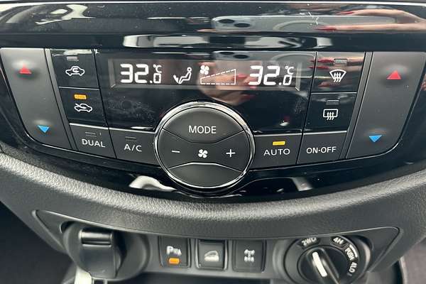 2024 Nissan Navara ST-X D23 4X4