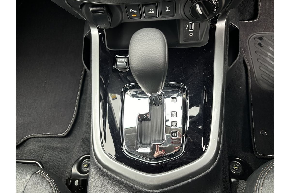 2024 Nissan Navara ST-X D23 4X4