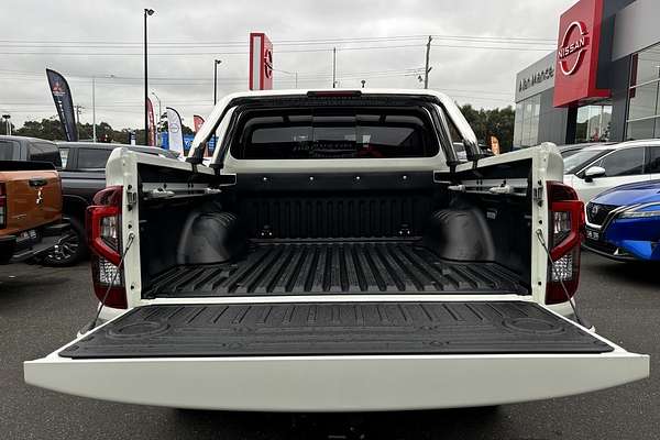 2024 Nissan Navara ST-X D23 4X4