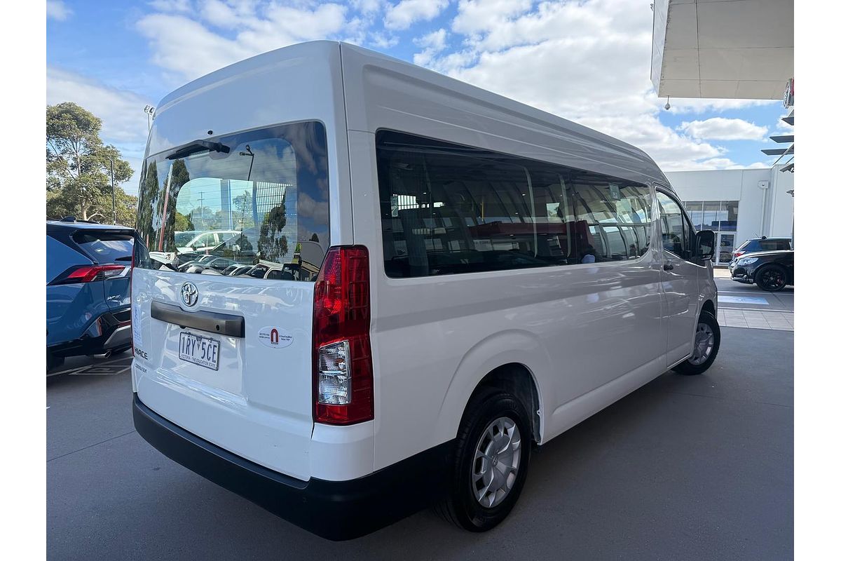 2019 Toyota Hiace Commuter GDH322R