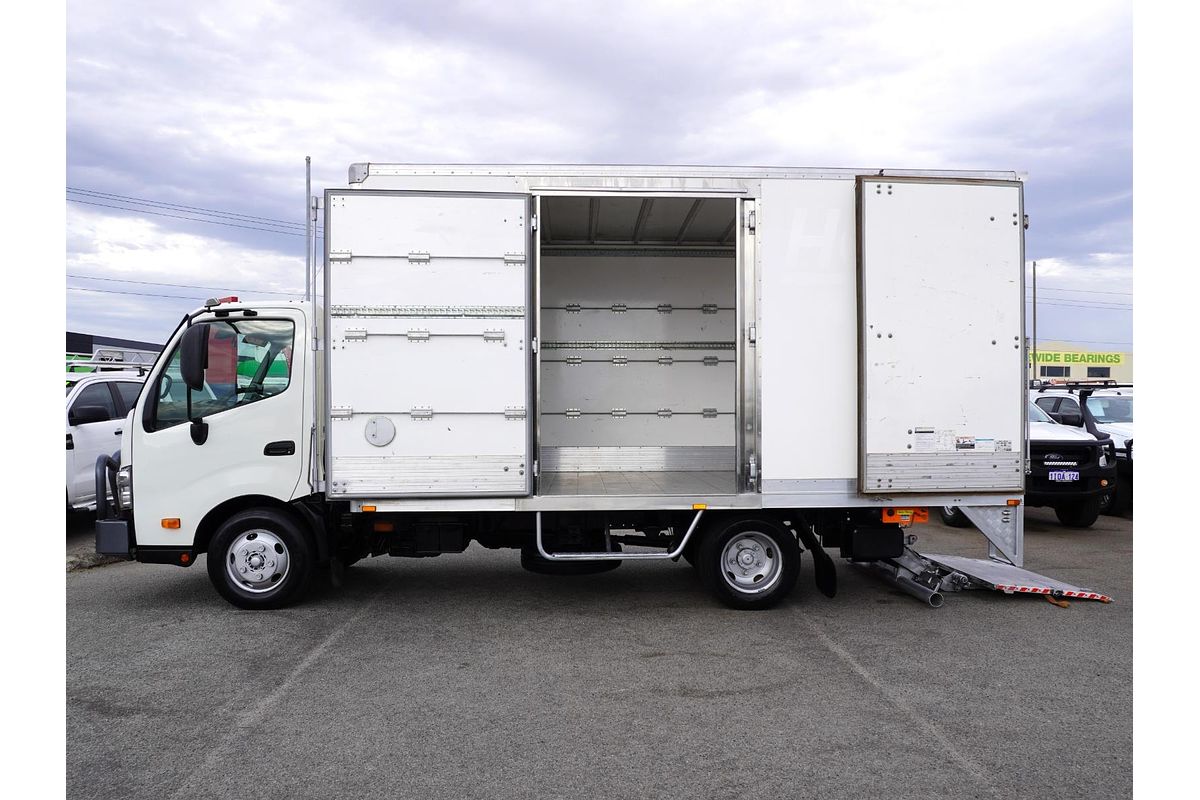 2021 Hino 300 Series 616 4x2
