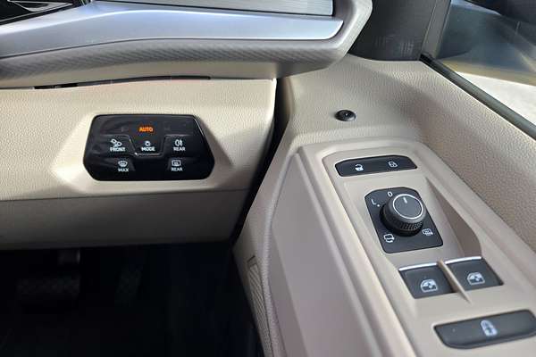 2025 Volkswagen Multivan Life SWB (No Series)