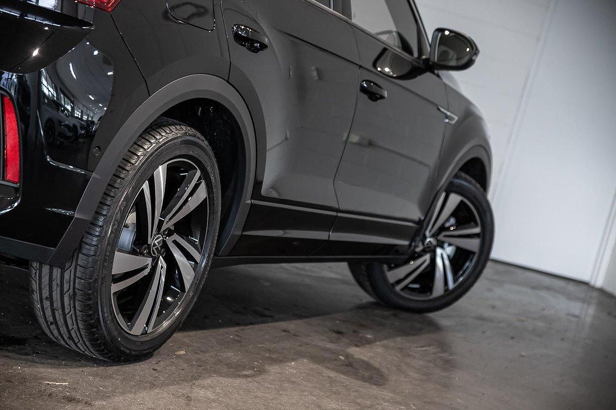 2024 Volkswagen T-Roc 140TSI R-Line D11
