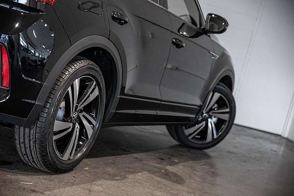 2024 Volkswagen T-Roc 140TSI R-Line D11