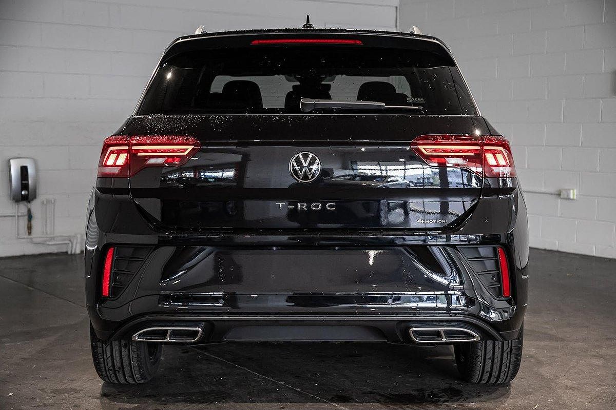 2024 Volkswagen T-Roc 140TSI R-Line D11