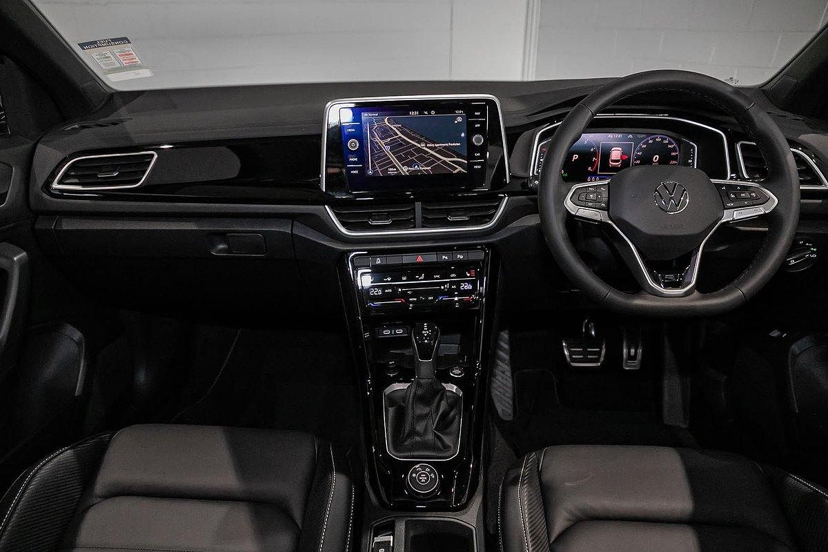2024 Volkswagen T-Roc 140TSI R-Line D11