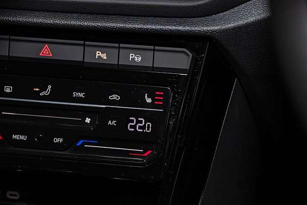 2024 Volkswagen T-Roc 140TSI R-Line D11