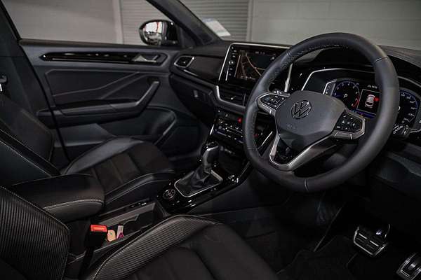 2024 Volkswagen T-Roc 140TSI R-Line D11