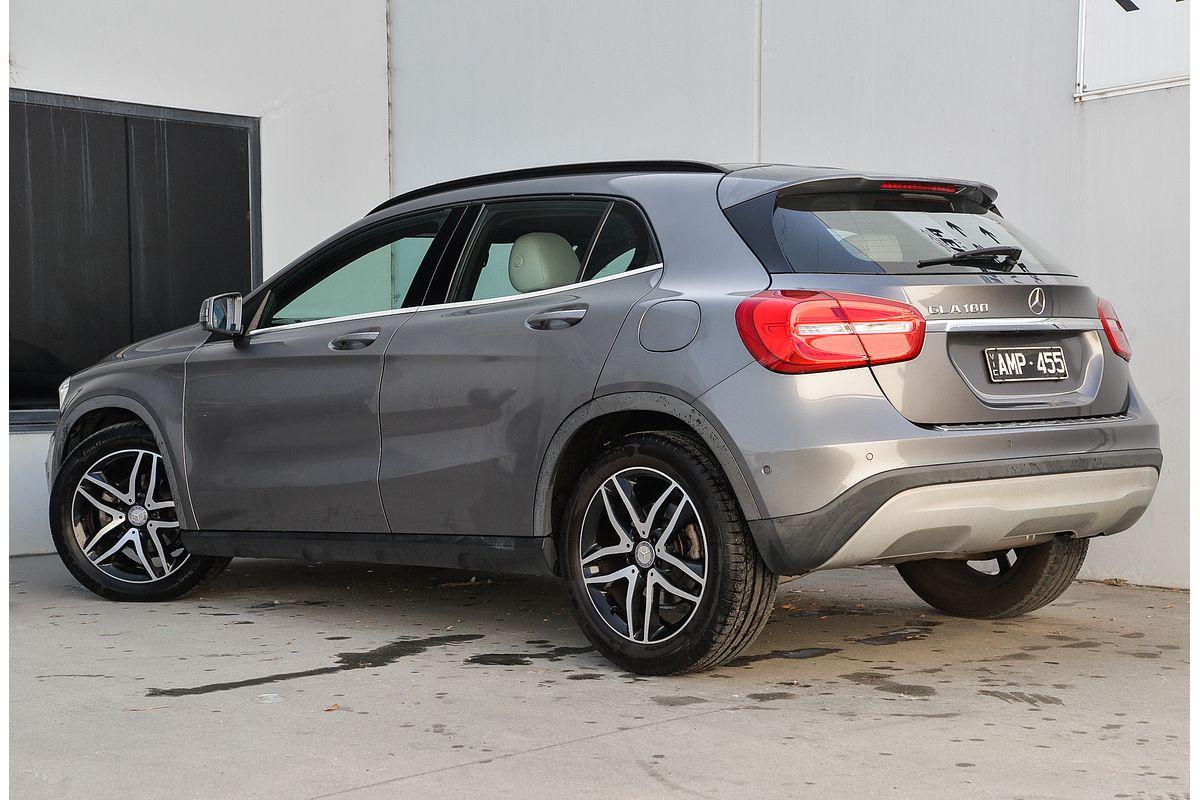 2015 Mercedes-Benz GLA-Class GLA180 X156
