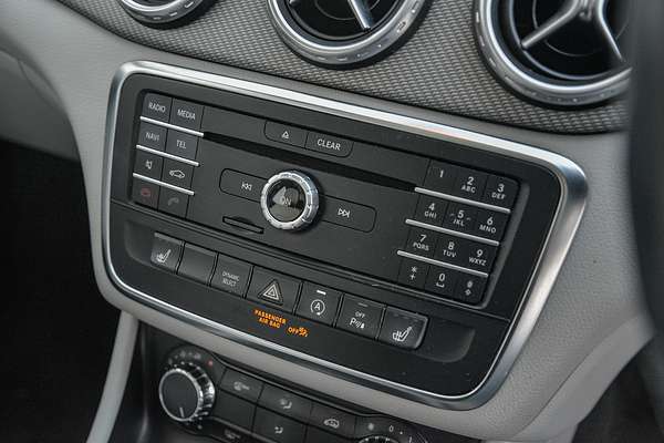 2015 Mercedes-Benz GLA-Class GLA180 X156