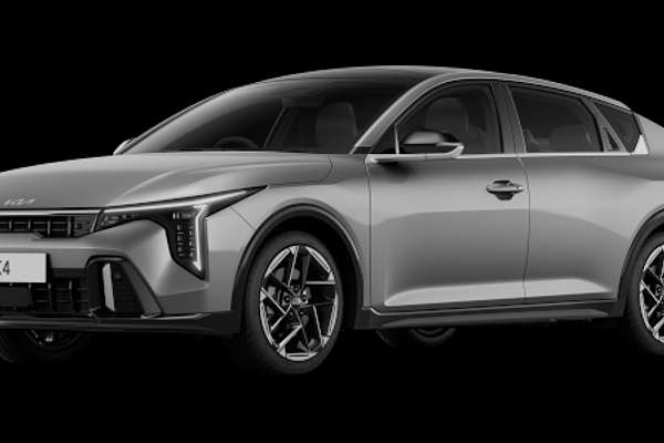 2024 Kia K4 GT-Line CL4m