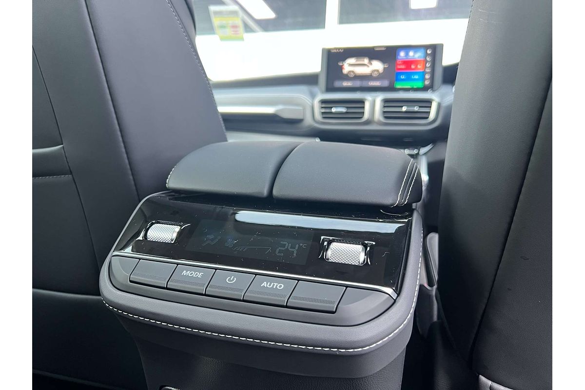 2024 LDV D90 Executive SV9A