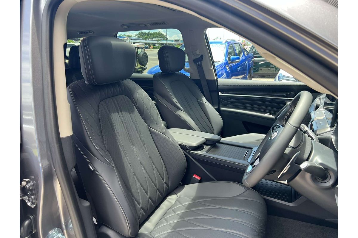 2024 LDV D90 Executive SV9A