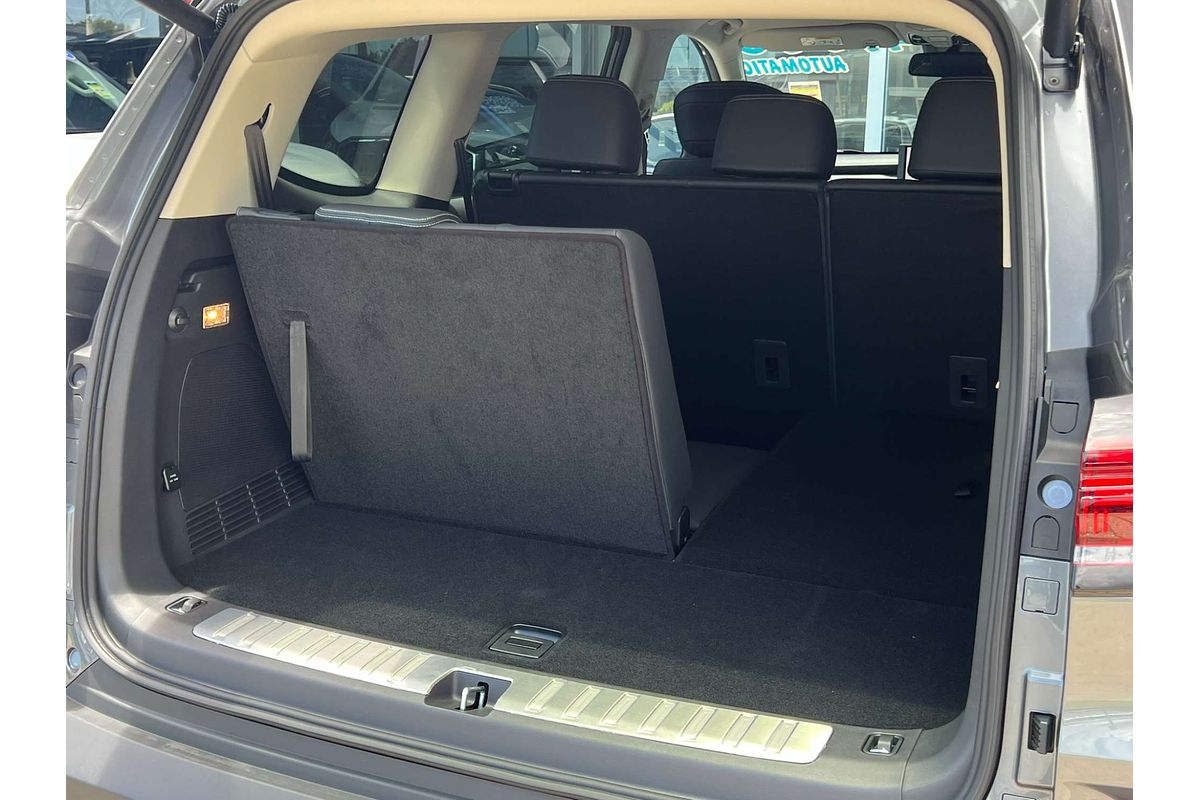 2024 LDV D90 Executive SV9A