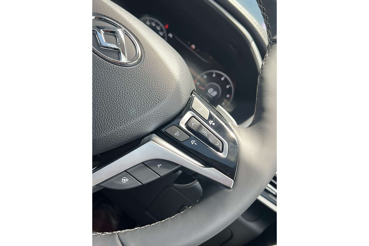 2024 LDV D90 Executive SV9A