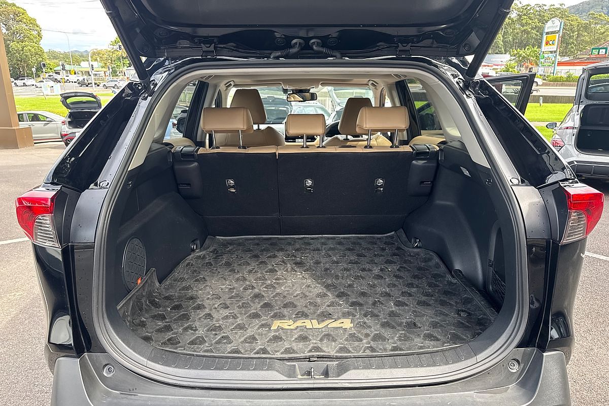 2021 Toyota RAV4 Cruiser AXAH52R