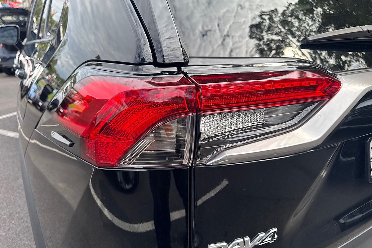 2021 Toyota RAV4 Cruiser AXAH52R