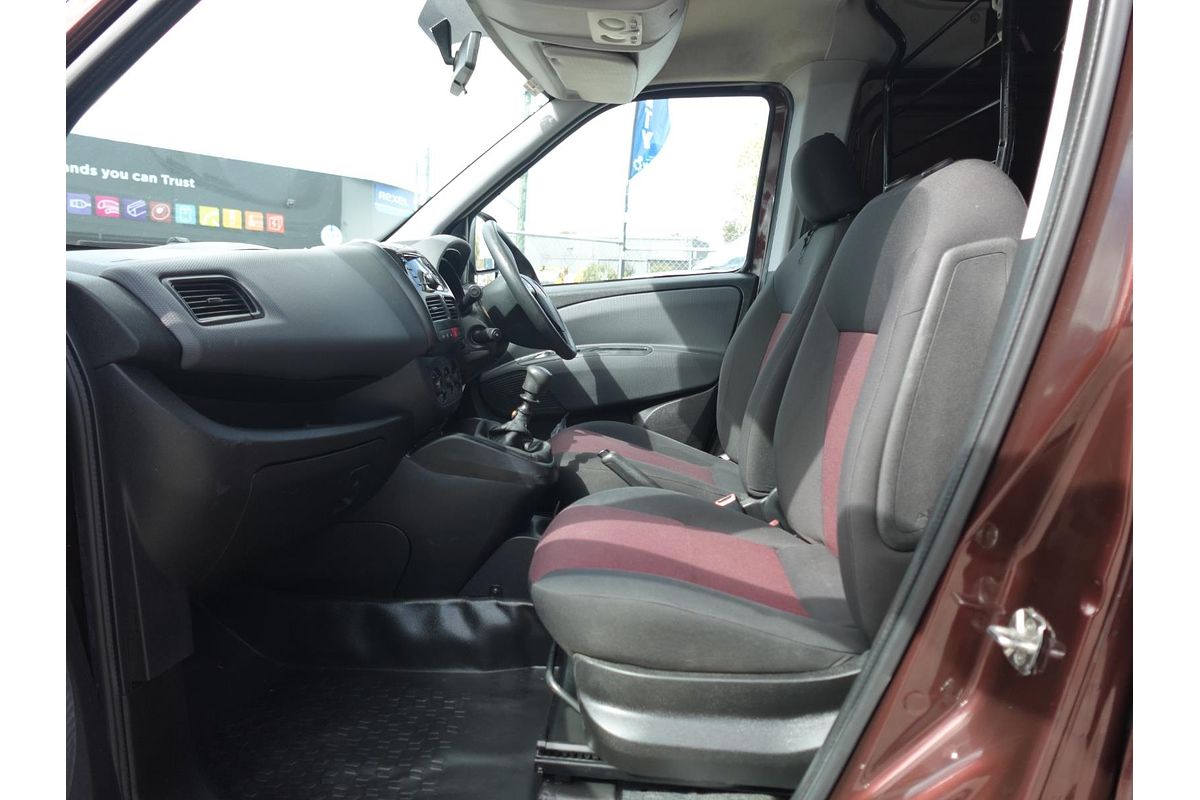 2014 Fiat Doblo 263 LWB