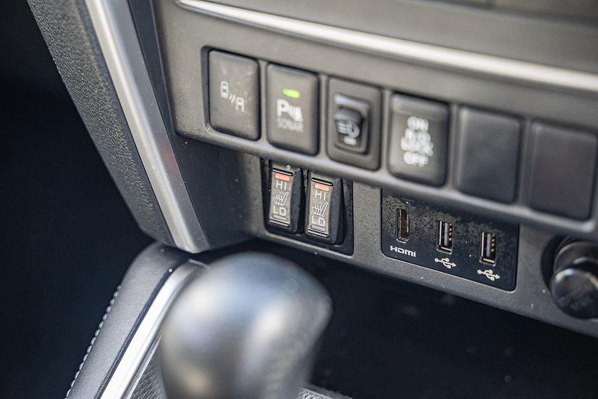 2018 Mitsubishi Triton GLS Premium MR 4X4