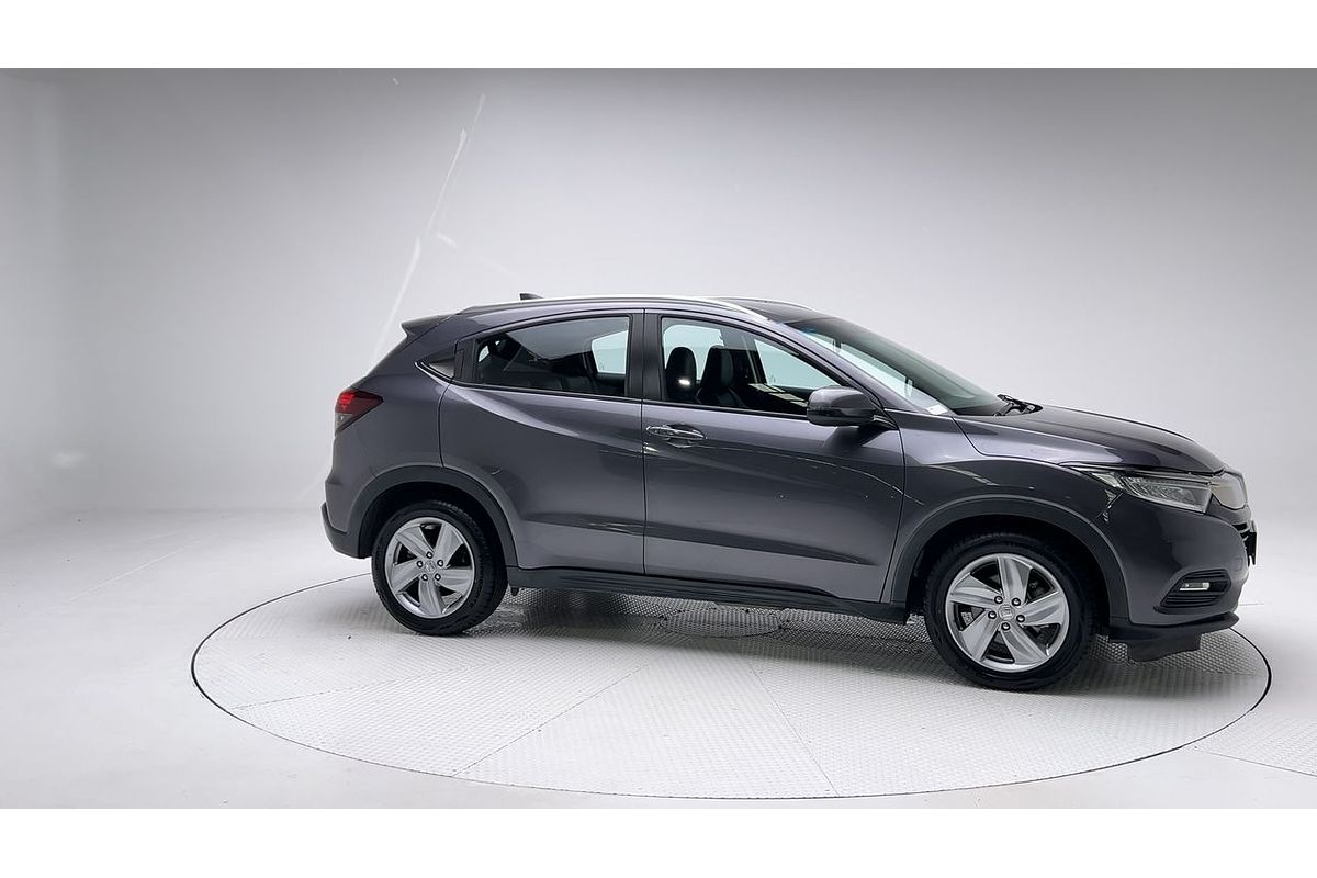2019 Honda HR-V +LUXE
