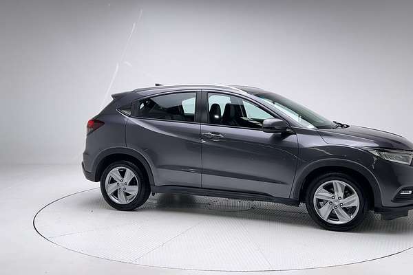 2019 Honda HR-V +LUXE