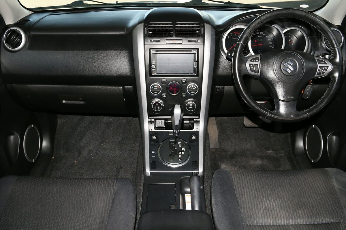 2013 Suzuki Grand Vitara