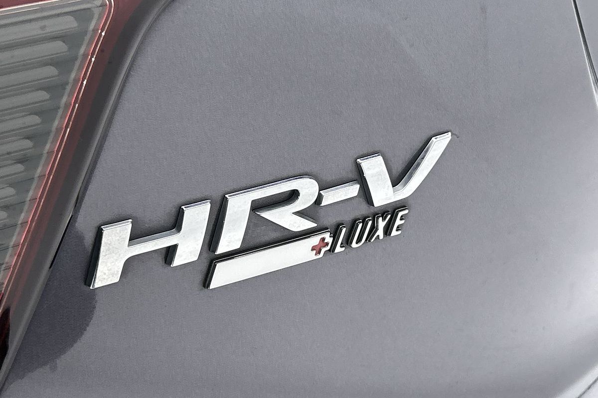 2019 Honda HR-V +LUXE