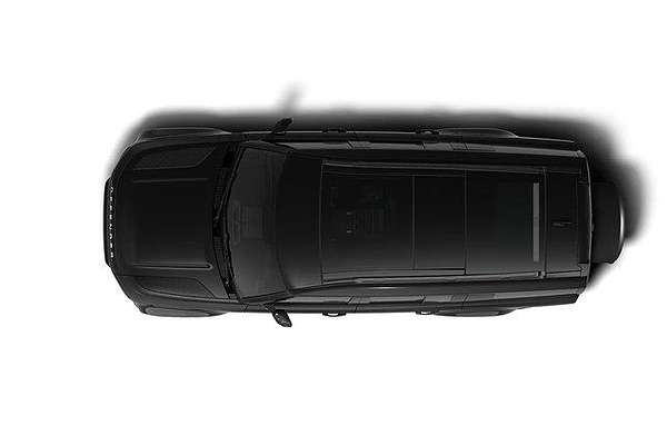 2025 Land Rover Defender 130 P400 X-Dynamic SE L663