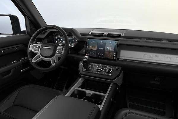2025 Land Rover Defender 130 P400 X-Dynamic SE L663