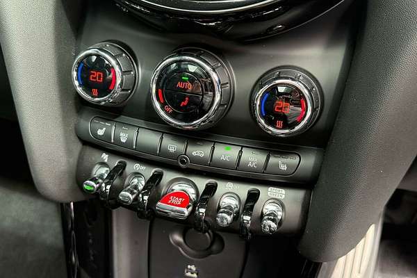 2022 MINI Hatch John Cooper Works Classic F56 LCI-2