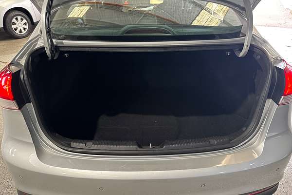 2017 Kia Cerato S YD