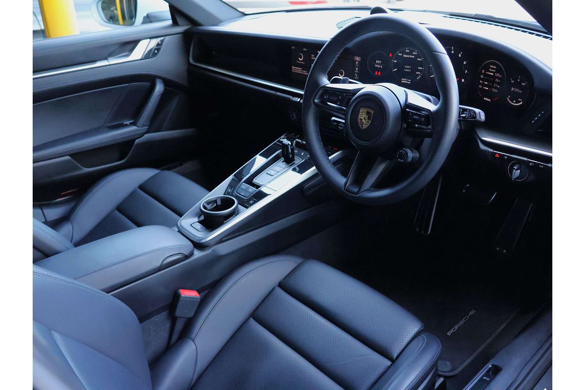 2019 Porsche 911 Carrera S 992