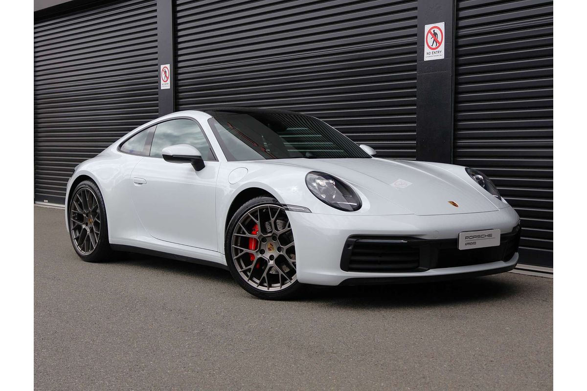 2019 Porsche 911 Carrera S 992