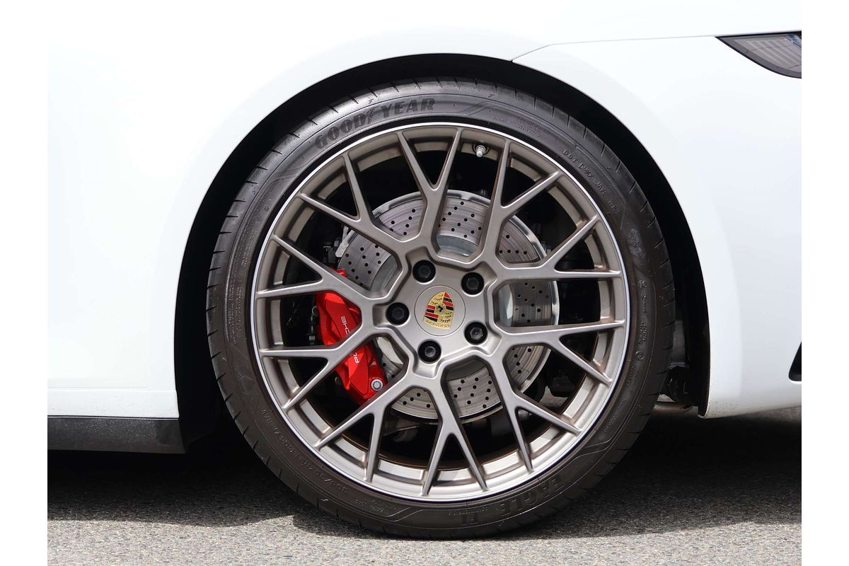 2019 Porsche 911 Carrera S 992