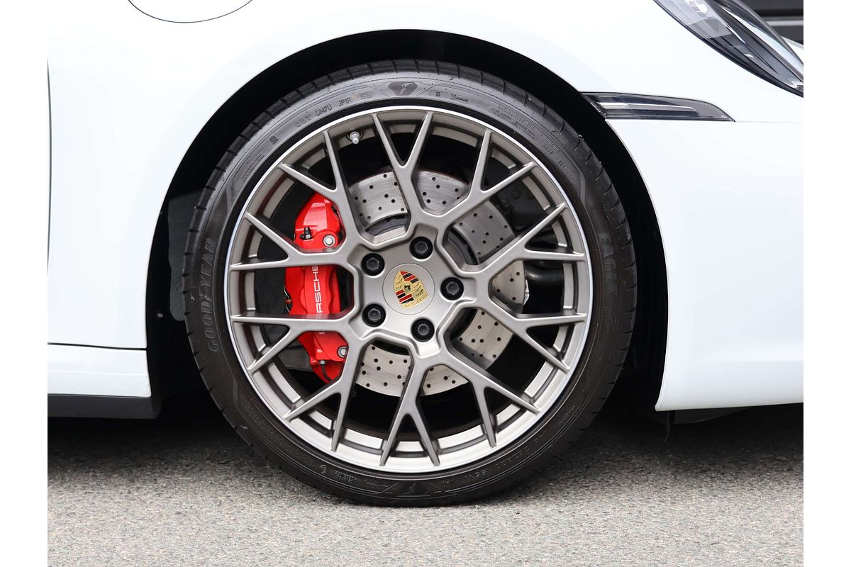2019 Porsche 911 Carrera S 992